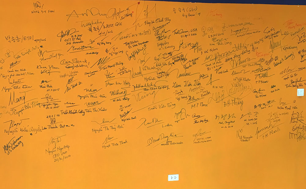 Signature wall at Viet Nam Silicon Valley