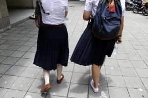 chulalongkorn university uniform