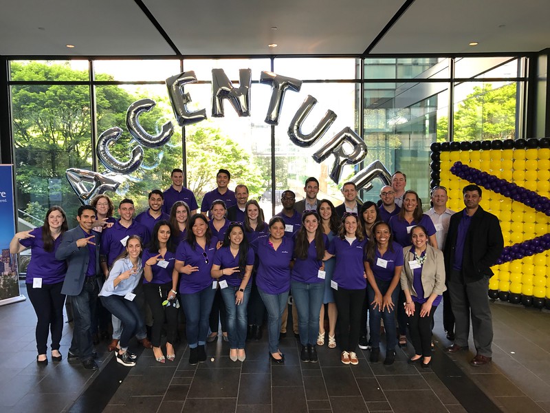 Jimmy Kimmel makes a cameo at Accenture Day keynote - Foster Blog