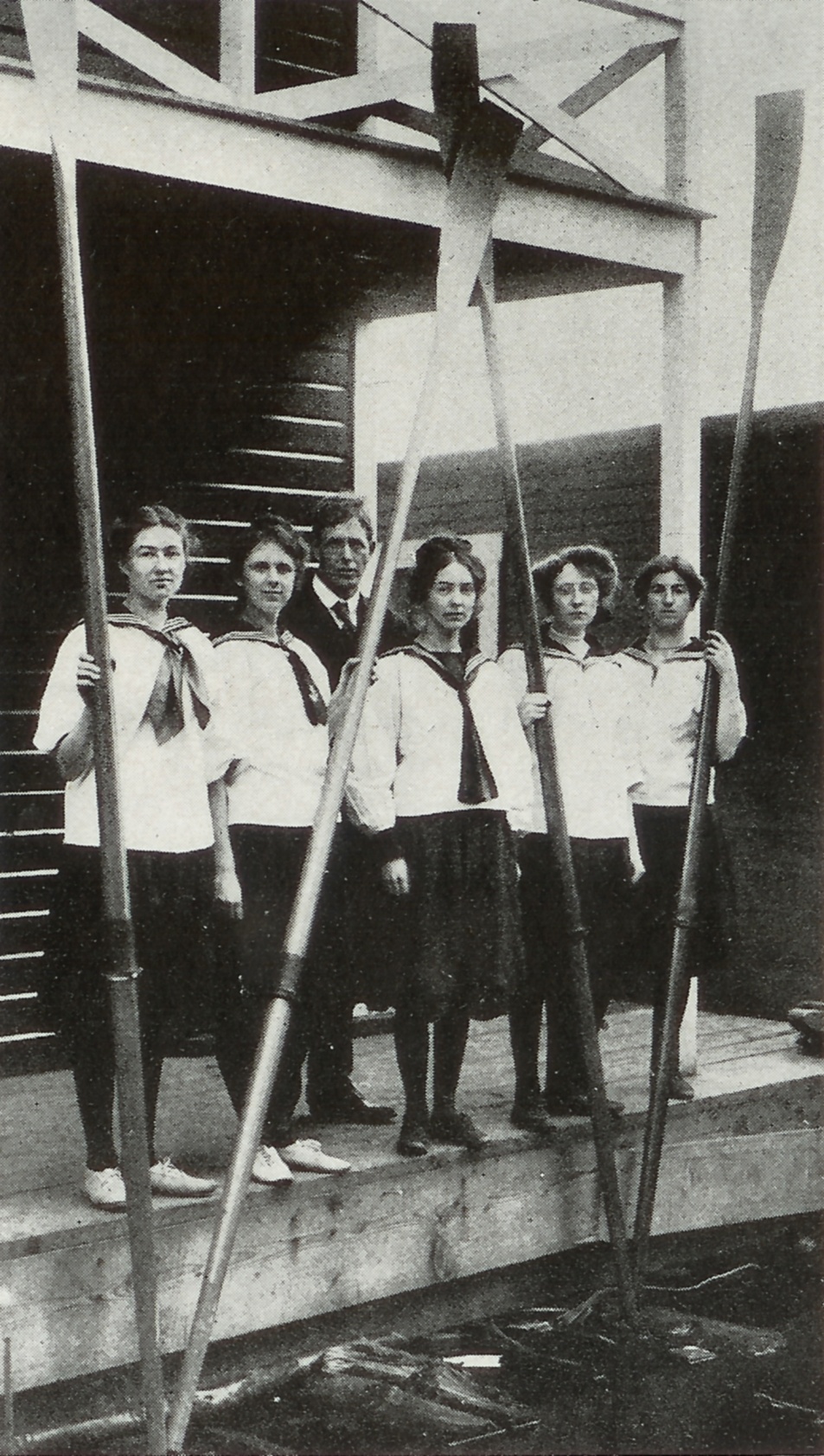 Photo of Womens Crew Team