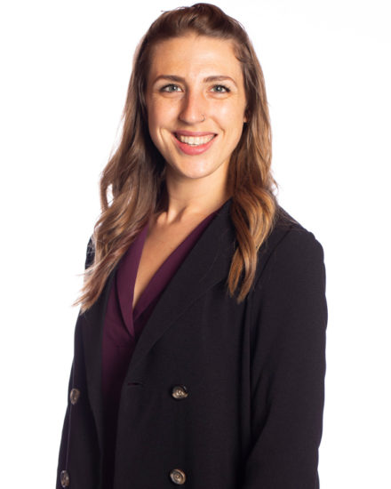 MBA student Kelsi Ramirez, professional Foster headshot