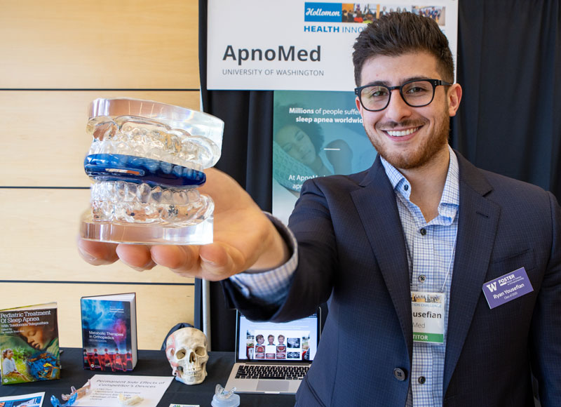 Ryan Yousefian ’20, founder of ApnoMed and winner of the 2020 Holloman Health Innovation Challenge 